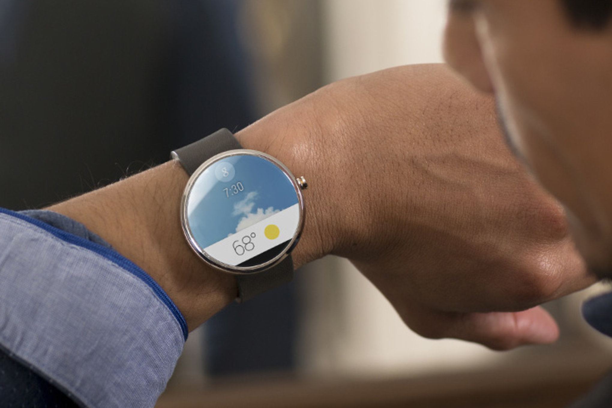 By 2016, almost half of wristworn devices will be smartwatches