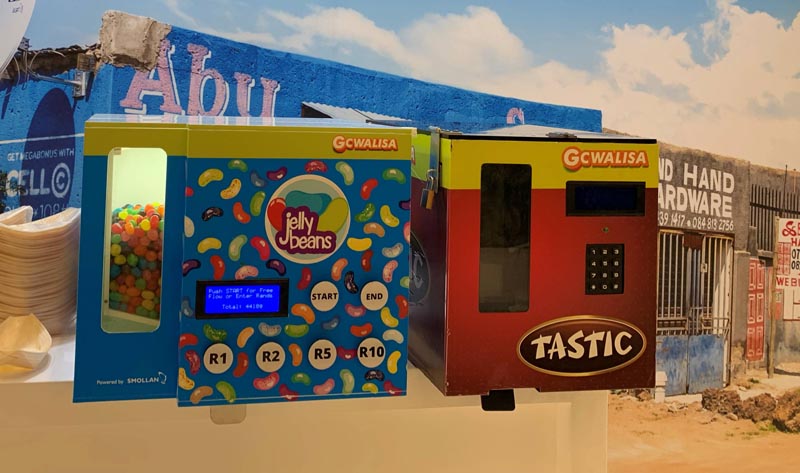 Smollen and DYDX transforming informal retail, reducing single-use plastic